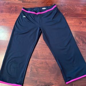 Under Armor capri pants size M